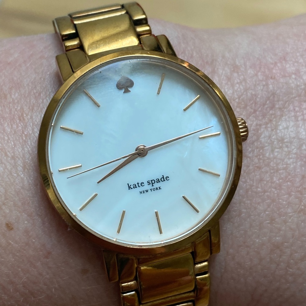Kate Spade Watch Rose Gold NEEDs BATTERY - Picture 3 of 6